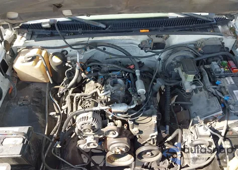 1999 Chevrolet Suburban 1500 Lt z USA, uszkodzony, nr VIN 1GNFK16R2XJ491229